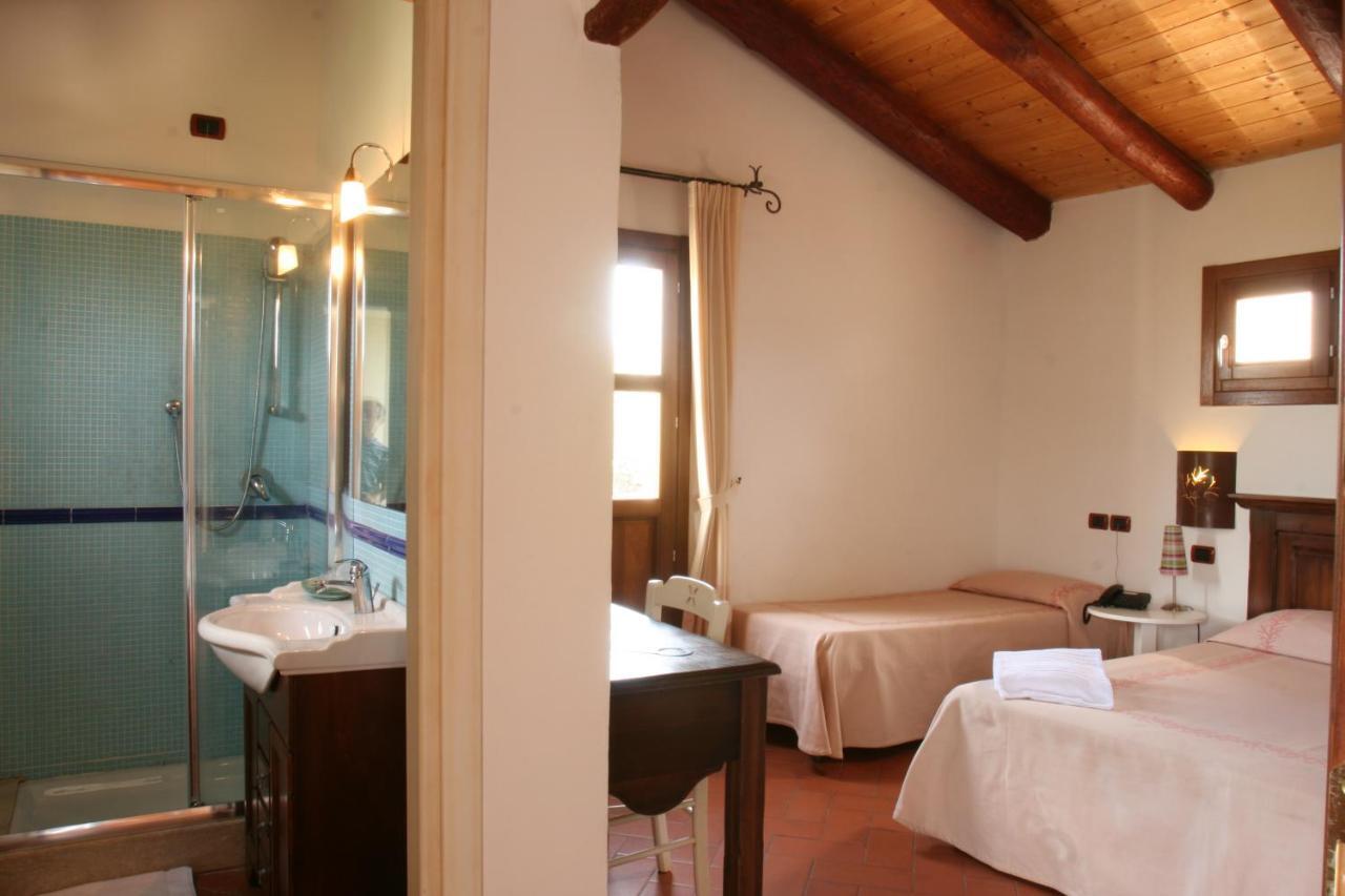 Hotel S'Abba E Sa Murta Tortoli Bilik gambar